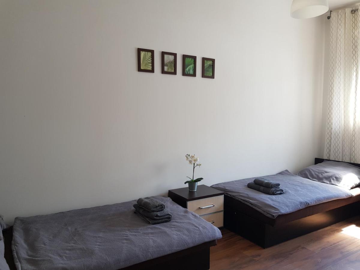 Apt With 6 Single Beds سفينويتشي المظهر الخارجي الصورة