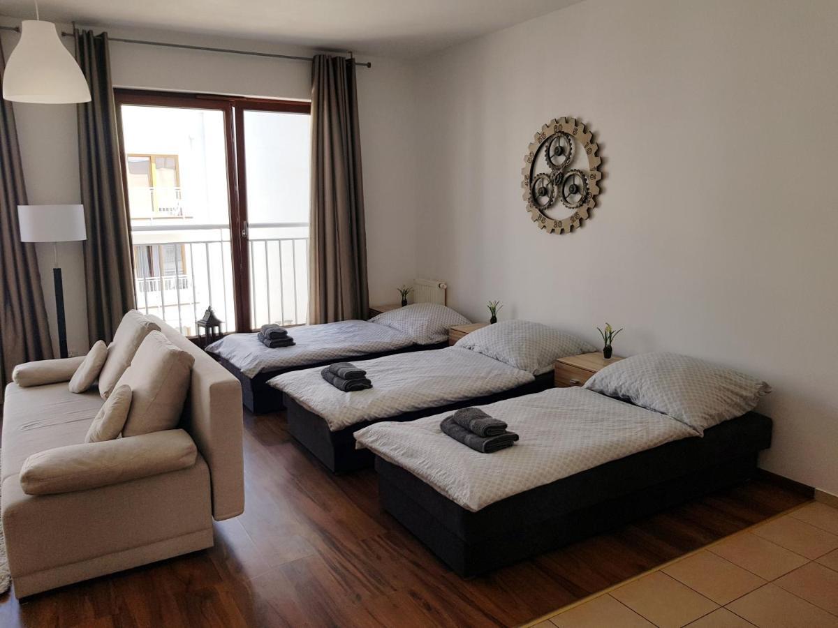 Apt With 6 Single Beds سفينويتشي المظهر الخارجي الصورة